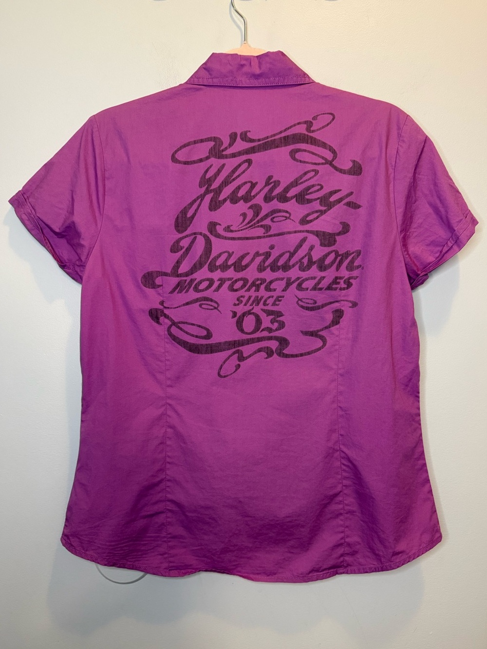 Harley-Davidson Purple Graphic Print Short Sleeve Button Front Shirt Medium Y2K - Picture 2 of 5